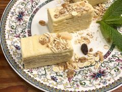 帕芙立-塔哈尔·新疆盛宴(城西银泰店)