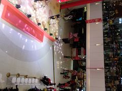 -必胜客(WOW中央公园店)