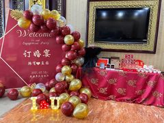 -皇宫大酒店