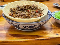 -琥珀老六龙虾(四里河店)