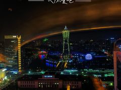 -Hi City·城市之巅