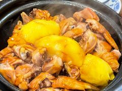 -东川炭炉鸡煲·榴莲瓦煲鸡(广州首店)