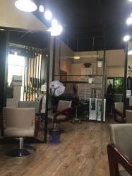 -茶发Salon·烫发染发理发