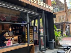 门面-Devils’ Brewery小恶魔精酿啤酒(武汉天地店)