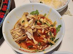-何师傅美蛙鱼头(汉街店)
