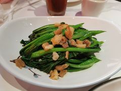 猪油渣炒菜心-兴粤匯香港茶餐厅(宝山日月光店)