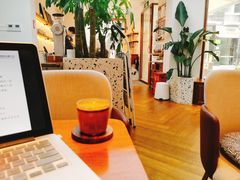 -Line 咖啡(石厦花园店)