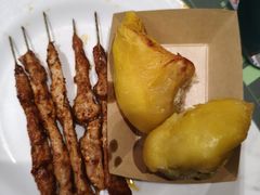 -金马门国际美食百汇(珞喻路店)