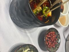 -红鼎豆捞·专注品质海鲜20年(宝丰路店)