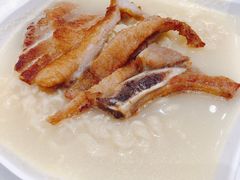 -香港新发烧腊茶餐厅(水围店)