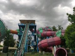 -欢乐水魔方水世界