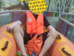 -大围山峡谷漂流
