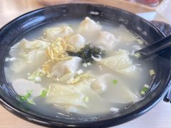 鲜肉小馄饨-王家沙点心店(西康路店)