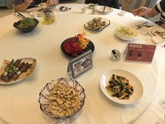 -沪华海鲜大酒楼(南汇店)