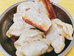 -黄阿姨锅贴大王(万航渡路店)