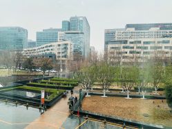 -丁和李朴美发沙龙