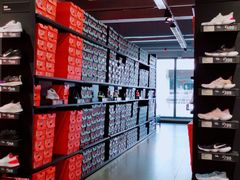 -NIKE上海青浦优选体验店