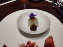 餐前小食咸豆浆-杭州西子湖四季酒店·金沙厅