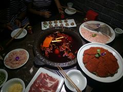 -红九格老火锅(三峡广场店)
