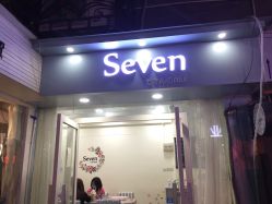 -Seven Nail七姑娘の美甲店