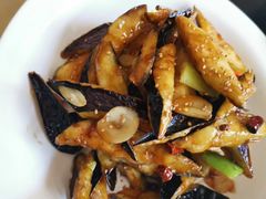 -梅飞酒家(名辉豪庭店)