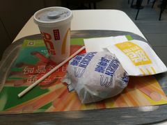 -麦当劳(中唱大厦店)