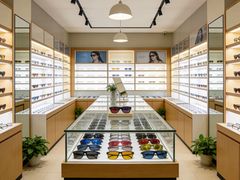 -诺柯视眼镜-蔡司依视路官方工厂店(淞南一店)