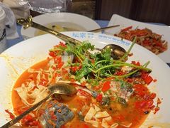 -坛宗剁椒鱼头(河西王府井店)