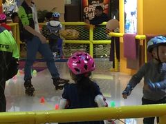 -阿布溜溜·轮滑(21世纪太阳城店)