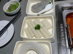 -海底捞火锅(海宁路店)