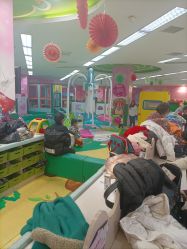 -孩子王童乐园(绵阳涪城万达店)