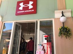 -斯普瑞斯奥特莱斯