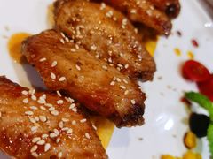 香烤翅中-LUCCA卢卡西班牙海鲜饭(远洋广场店)
