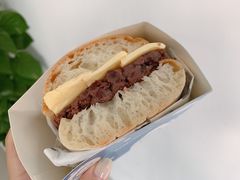 -沁屋面包店(人民东路店)
