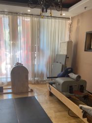 -威思丽高温瑜伽会馆