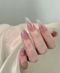 -七月美睫 美甲