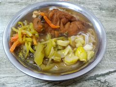 -电厂猪脚粉快餐店