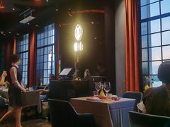 -YUE·6·西式融合餐厅(外滩六号店)