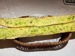 蒜香面包-俄士厨房(环球港店)