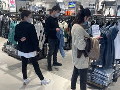 -胖东来生活广场(健康路店)