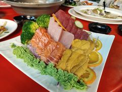 生魚片拼盤-梅鑫海产店