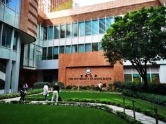 -香港大学