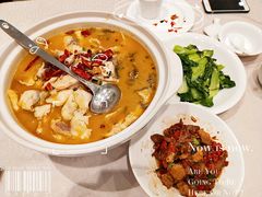 -艳阳天·非遗楚菜(武展店)