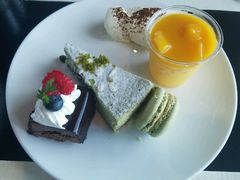 -澳门旅游塔360°旋转餐厅(南湾湖广场店)