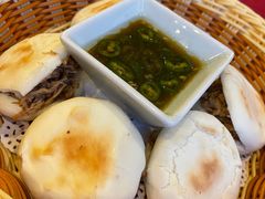 -西安唐隆国际酒店(大雁塔大唐不夜城店)