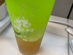 -1828王老吉·草本新茶(珠江新城地铁站店)