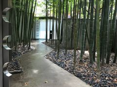 -穹六人间 people 6(岳阳路店)