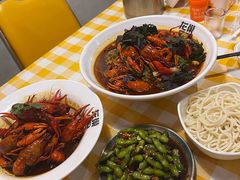 -龙巢盱眙龙虾·鸡煲·烧烤宵夜(坪洲店)