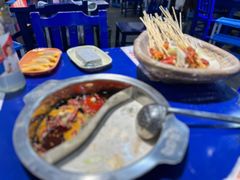 -马路边边串串香(苗栗路店)
