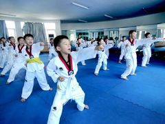 -威蒂斯国际健身游泳会所(东莞庄路店)